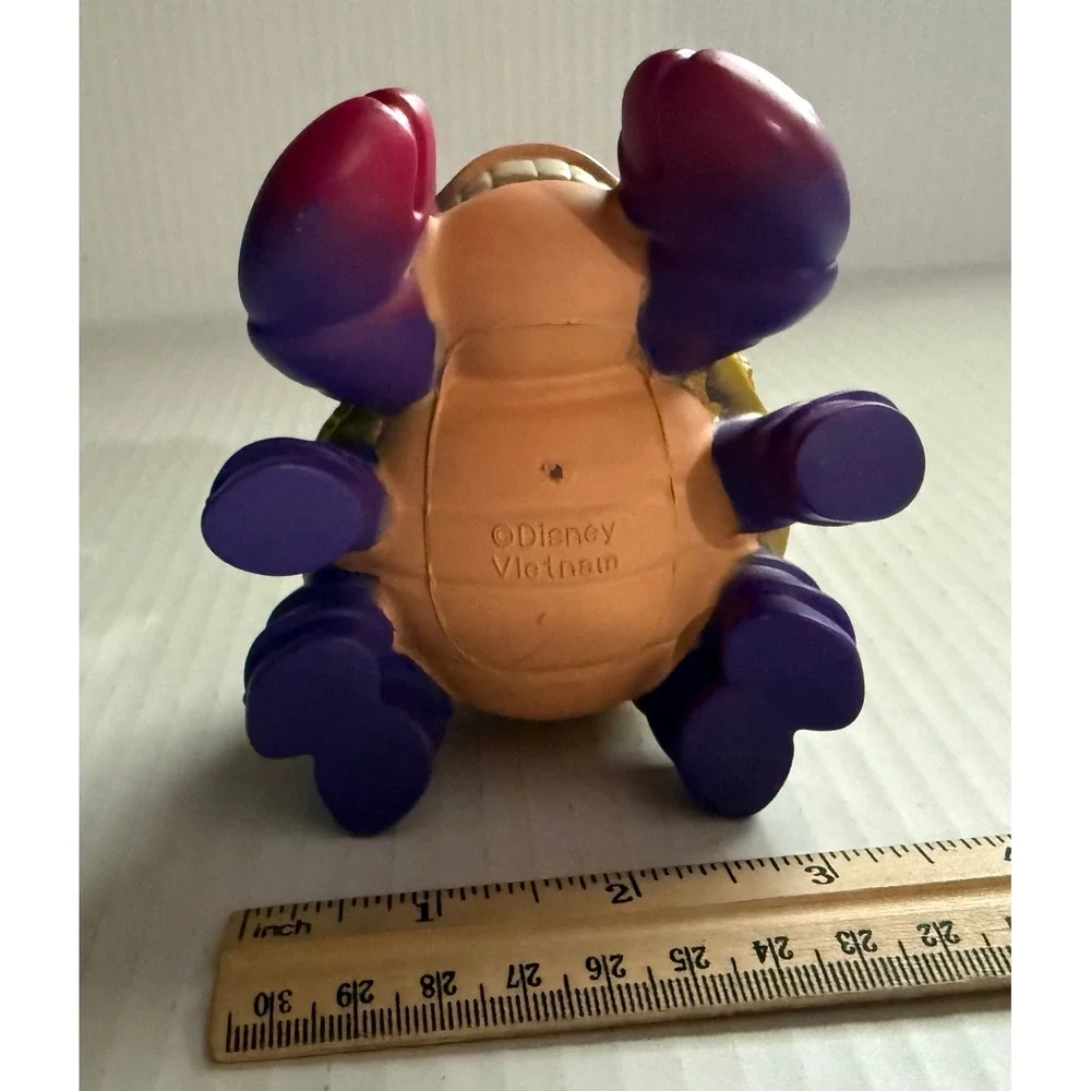 Disney Moana Tamatoa Shiny Gold Shell Crab Figure Toy Purple 3 inch